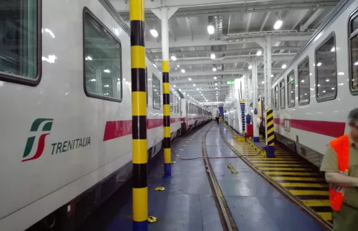 Met de trein op het schip in Europa? Nog elke dag tussen Sicilië en het vasteland. Foto: Lode Vanoost