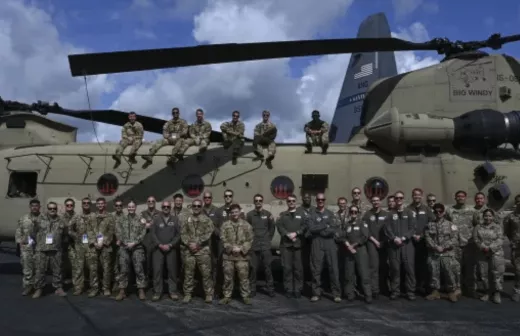 De Boeing 'Chinook' helikopter is genaamd naar een volk dat door Europese kolonisten werd uitgemoord. Ze zijn nog met 3000. Foto: USAF/Public Domain