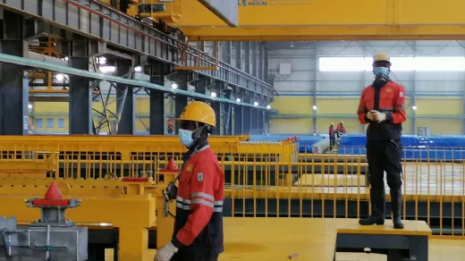 Sinds de enorme productiestijging in de mijnbouwsector in Congo gebeurt 80% van de mijnbouwproductie er op industriële wijze. Sicomines heeft de modernste fabriek in de DRC gebouwd voor de verwerking van ruw koper. Foto: Isabelle Minnon, april 2023.