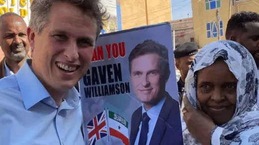 De Britse Conservatief Sir Gavin Williamson (1976) is ereburger van Somaliland. Foto: Gavin Williamson via Instagram, via Declassified-uk