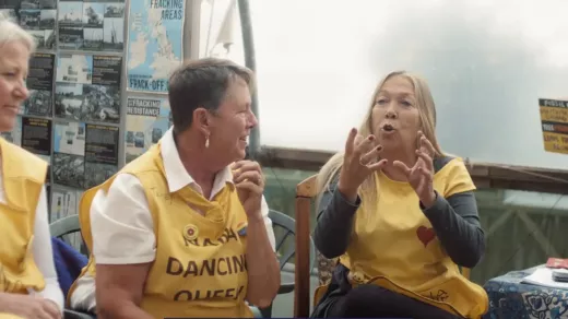 Foto: Frack Free Nanas, YouTube
