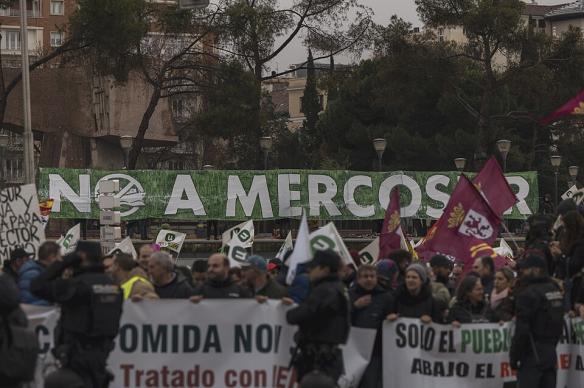 Manifestatie tegen Mercosur-akkoord in Madrid. Foto: Vox España, Public Domain