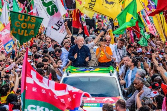 President Lula zal zwaar moeten inzetten om een overwinning te behalen op 25 oktober. Foto: Midia Ninja/CC BY-SA 4:0