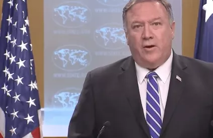 Mike Pompeo tijdens de persconferentie over de aanslagen in de Golf van Oman. Bron: Screenshot US State Department