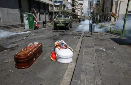 Foto: Bron bij de redactie bekend. (voor meer beeldinfo over dit incident zie https://twitter.com/rtp_bolivia/status/1197591334242201600).