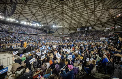 Campagnemeeting met 17:000 supporters in Tacoma, Washington. Foto: berniesanders.com