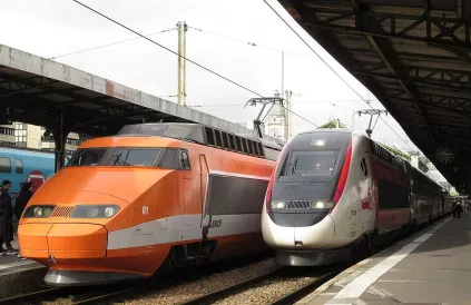 TGV-Sud-Est en TGV Lyria, Paris-Gare de Lyon. Foto: Personnel SNCF / CC BY-SA 4:0