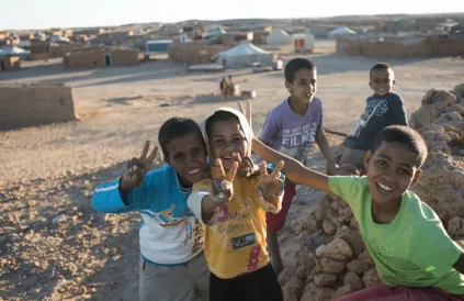 Kinderen in een Sahraoui-vluchtelingenkamp in Algerije. Foto: Tineke D'haese