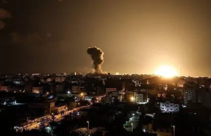 Israël bombardeert reeds wekenlang de bevolking van Gaza. Foto: qudsnen.co