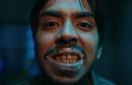 The White Tiger: Grimmige repliek op Slumdog Millionaire