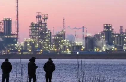 Petrochemie Antwerpen. Foto: Panatomix/CC BY-SA 2:0