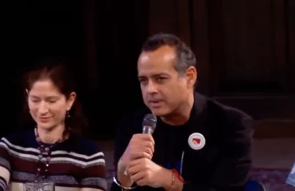 Vijay Prashad in Glasgow. Foto: screenshot COP26 Coalition's People's Summit
