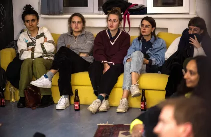 Aandachtig publiek. Foto © Malkia Mutiri