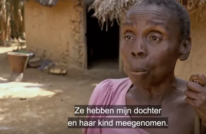Een grootmoeder getuigt. Wat ze na deze zin zegt, verneem je in de film.