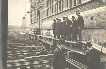 Treinstation Antwerpen-Dam (1907) op de rails. Foto: Archief erfgoed.org