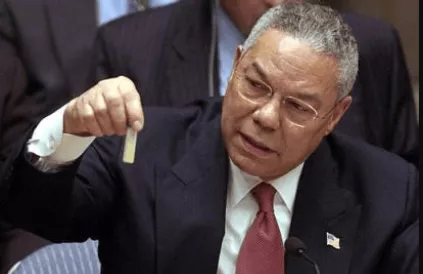 Op 5 februari 2003 presenteerde VS-minister van buitenlandse zaken Colin Powell de bewijzen van chemische wapens in Irak aan de VN-Veiligheidsraad. Er klopte niets van. Foto: US Government/Public Domain 