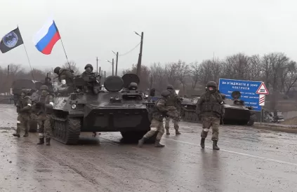 Bijeenkomst van strijdkrachten uit Rusland en Loehansk in Novoaidar. Foto: Wikipedia / CC BY 4.0