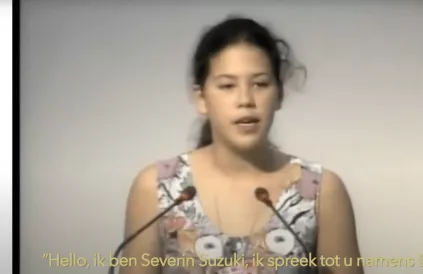 De 13-jarige Severn Suzuki in 1992 in de bres voor het klimaat. Foto: severncullissuzuki.com