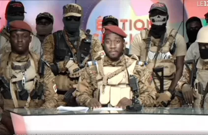 Coupplegers 30 september Burkina Faso. Foto: printscreen TF1