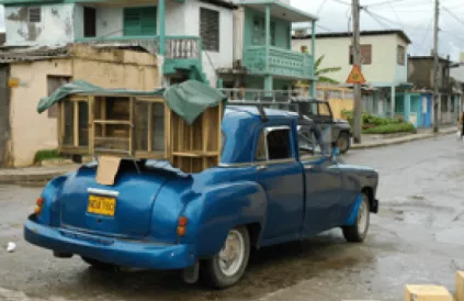 Oldtimers, cliché van Cuba? Nog steeds dagelijkse realiteit. Foto: Anne van der Bril