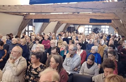 Grijze/wijze bezorgde Grootouders voor het Klimaat. Screenshot: Facebook GvK
