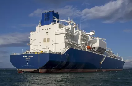 Russische tanker die vloeibaar gas verscheept. Foto: Geograph Ireland, CC BY-SA 2.0