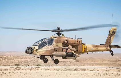 De bittere ironie van Apache-helikopters, genaamd naar een volk dat in de VS werd uitgemoord door Europese koloniale settlers. Foto: IDF/CC BY-SA 3:0