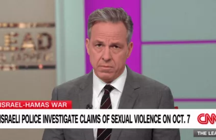 Onbewezen 'misdaden' verdienen een bezorgde blik, 9000 vermoorde kinderen niet. Screenshot CNN 18 november 2023