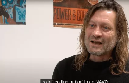 Ludo De Brabander, vredesactivist. Foto: YouTube dwm