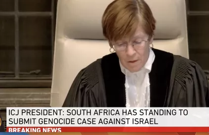 "De klacht van Zuid-Afrika is gegrond". Screenshot YouTube Al Jazeera