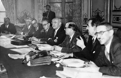 De regering Léon Blum stelde de voorwaarden van het Marshallplan voor als 'overwinning'. Het was een volledige  overgave aan de eisen van de VS. Foto: Public Domain