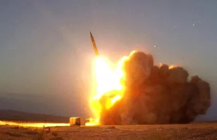 Lancering Iraanse raket op Israël. Foto: Mehrnews, CC