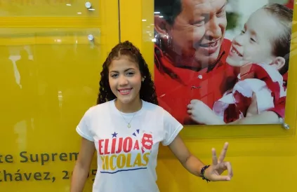 ‘Ik kies voor Nicolas’ (Maduro), naast een foto van Chávez. Foto: Marc Vandepitte 