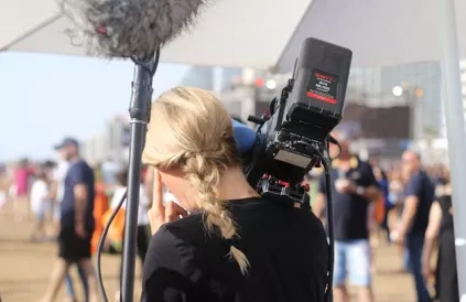 Televisiecamera. Afbeelding van Orna via Pixabay

