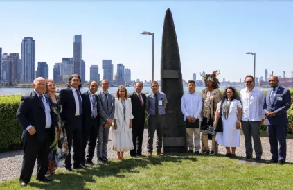 Standbeeld Kusikawsay in New York. Foto: Gobierno de colombia