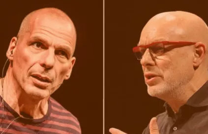 Yanis Varoufakis (links) is een vooraanstaande econoom en voormalig minister van Financiën van Griekenland, beroemd om zijn kritische kijk op het Europese beleid. Brian Eno (rechts) is een invloedrijke muzikant en producer, bekend om zijn innovatieve ben