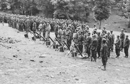 Het Nationaal Bevrijdingsleger van Algerije tijdens de onafhankelijkheidsstrijd. Foto: Wikipedia