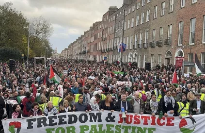 Solidariteitsmars Londen, 18 november 2023. Foto: Sinn Féin/CC BY-SA 2:0
