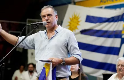 De nieuwe president van Uruguay: Yamandú Orsi. Foto: Javier Calvelo, 609 MPP
