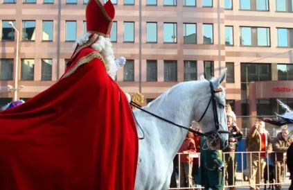 Sinterklaas intocht In Amsterdam, 2007. Foto: Wikimedia Commons. 