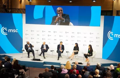 De Britse minister van BZ David Lammy tijdens een paneldiscussie op de Veiligheidsconferentie in München, 15 februari 2025. Foto: BZ VK, Wikimedia Commons / CC BY 2.0