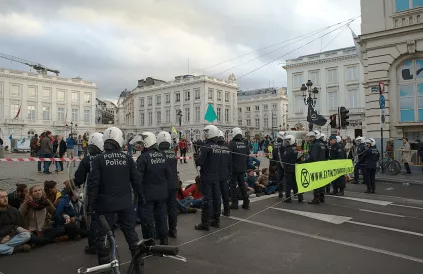 Sitdown-actie van Extinction Rebellion in Brussel. Foto: Wikimedia Commons / CC-AS 2.0