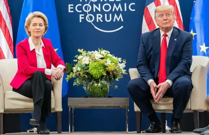 Ursula von der Ley en Donald Trump. Foto: het Witte Huis, Flickr. 