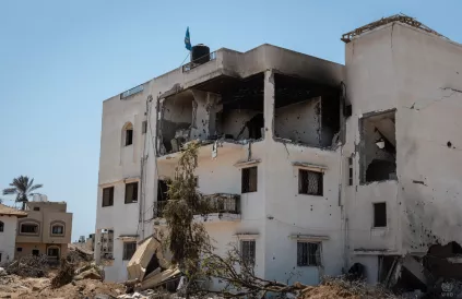Gebouw VN-Wereldgezondheidsorganisatie WHO in Centraal- Gaza na een aanval waarbij mensen die er onderdak vonden werden mishandeld (juli 2025). Foto: WHO