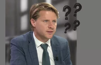 Bewerkt beeld: CC BY 3.0, annomaria.art, via Canva.com