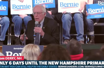 Bernie Sanders gaat onverminderd door en is reeds op campagne voor de volgende voorverkiezing in New Hampshire op 11 februari. Foto: screenshot YouTube berniesanders.com